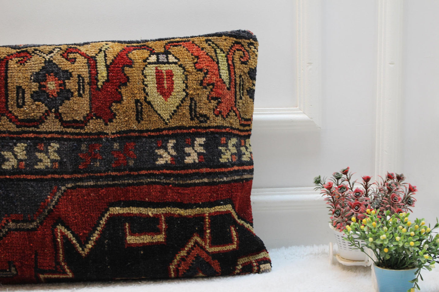Handmade Kilim Pillow Cover: Boho Turkish Rug Lumbar Pillow (16x32 in)