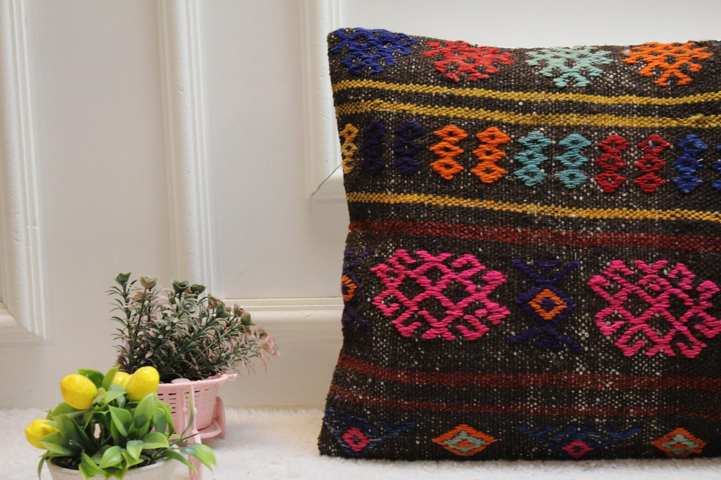 Handmade Turkish Kilim Pillow Cover: Vintage Woven Wool, 16x24