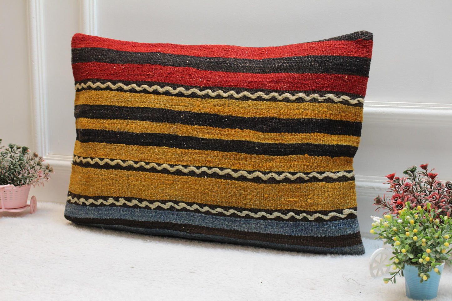 Handmade Kilim Pillow Cover: Vintage Woven Wool, 16x24 inch