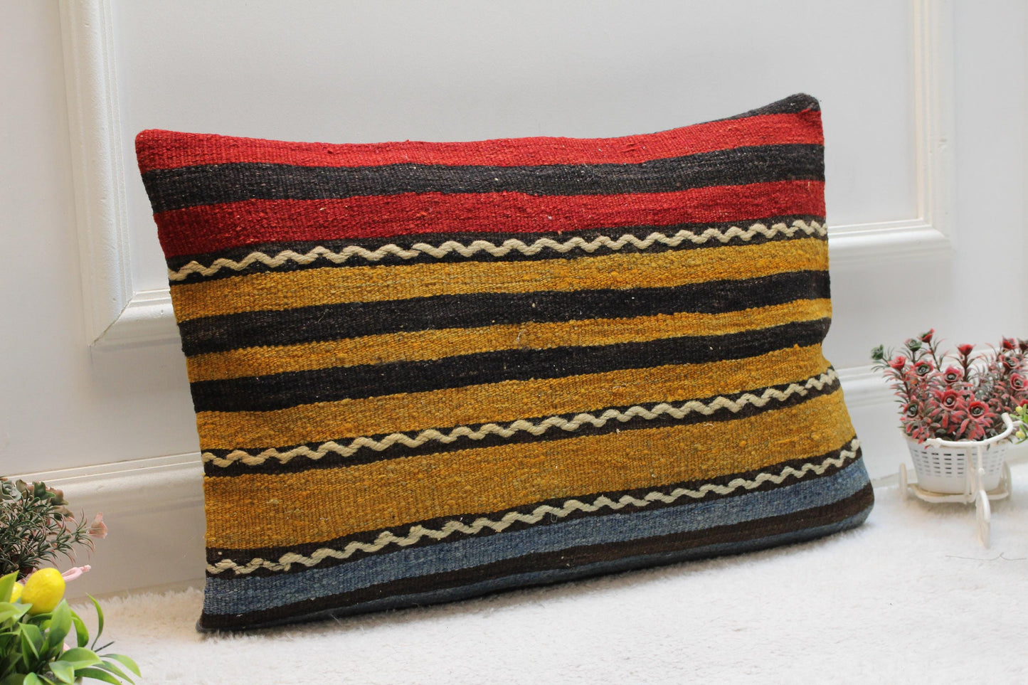 Handmade Kilim Pillow Cover: Vintage Woven Wool, 16x24 inch