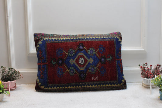 Red Turkish Rug Lumbar Pillow Cover: Vintage Home Decor (16x24 in)
