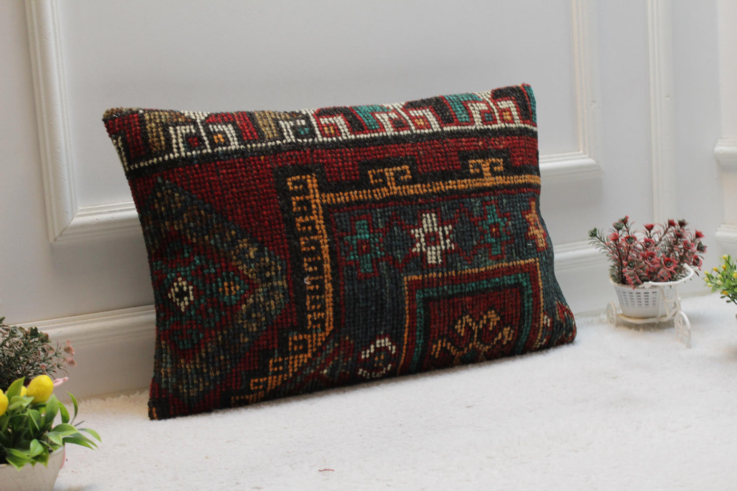 Geometric Kilim Pillow Cover: Red & Black Turkish Rug, 16x24 inch