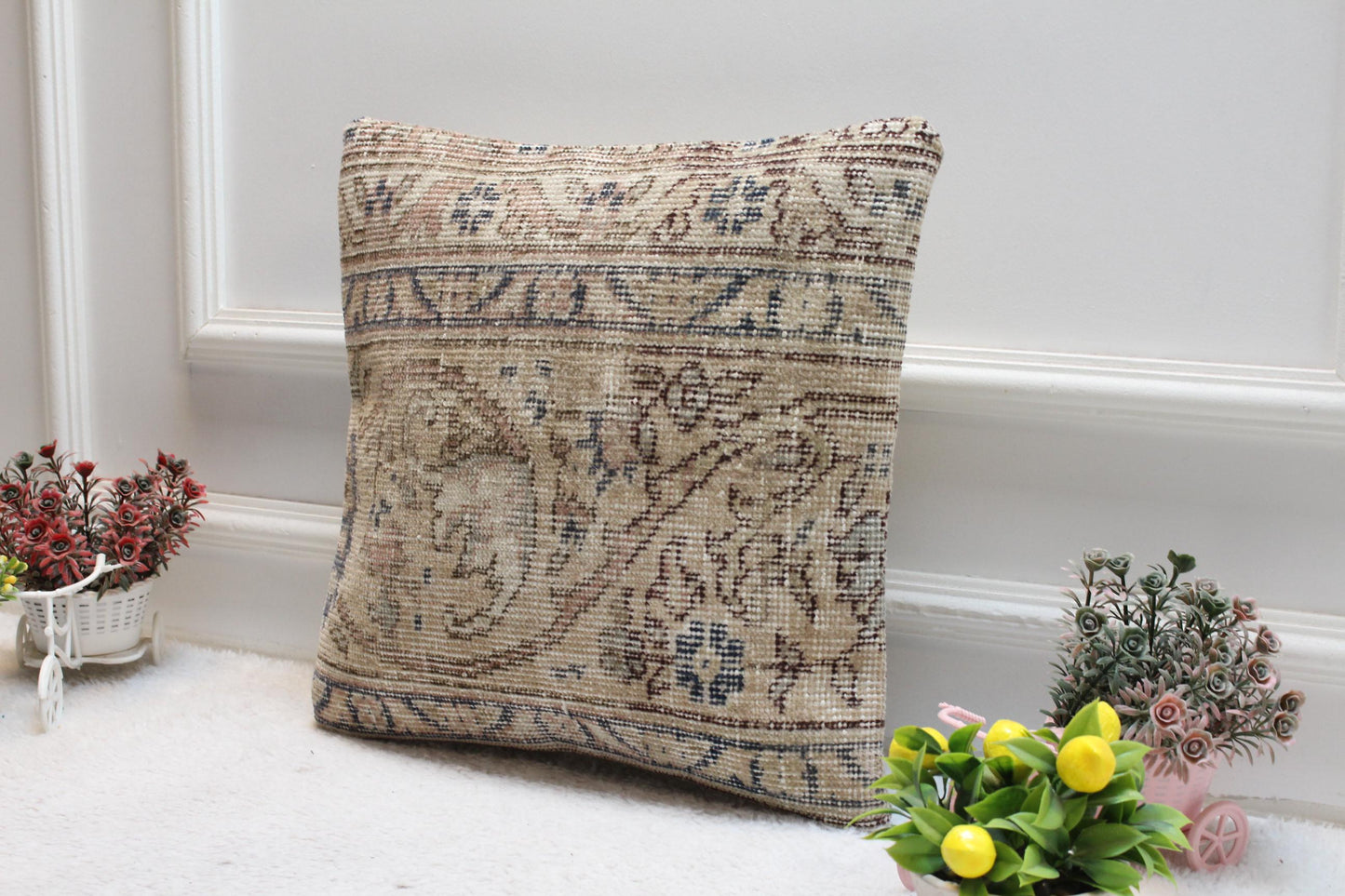 Floral Turkish Rug Pillow Cover: Vintage Anatolian Kilim, 16x16 inch