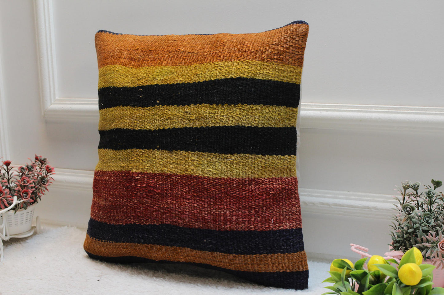Handmade Kilim Pillow Cover: Boho Home Decor (16x16 inc)