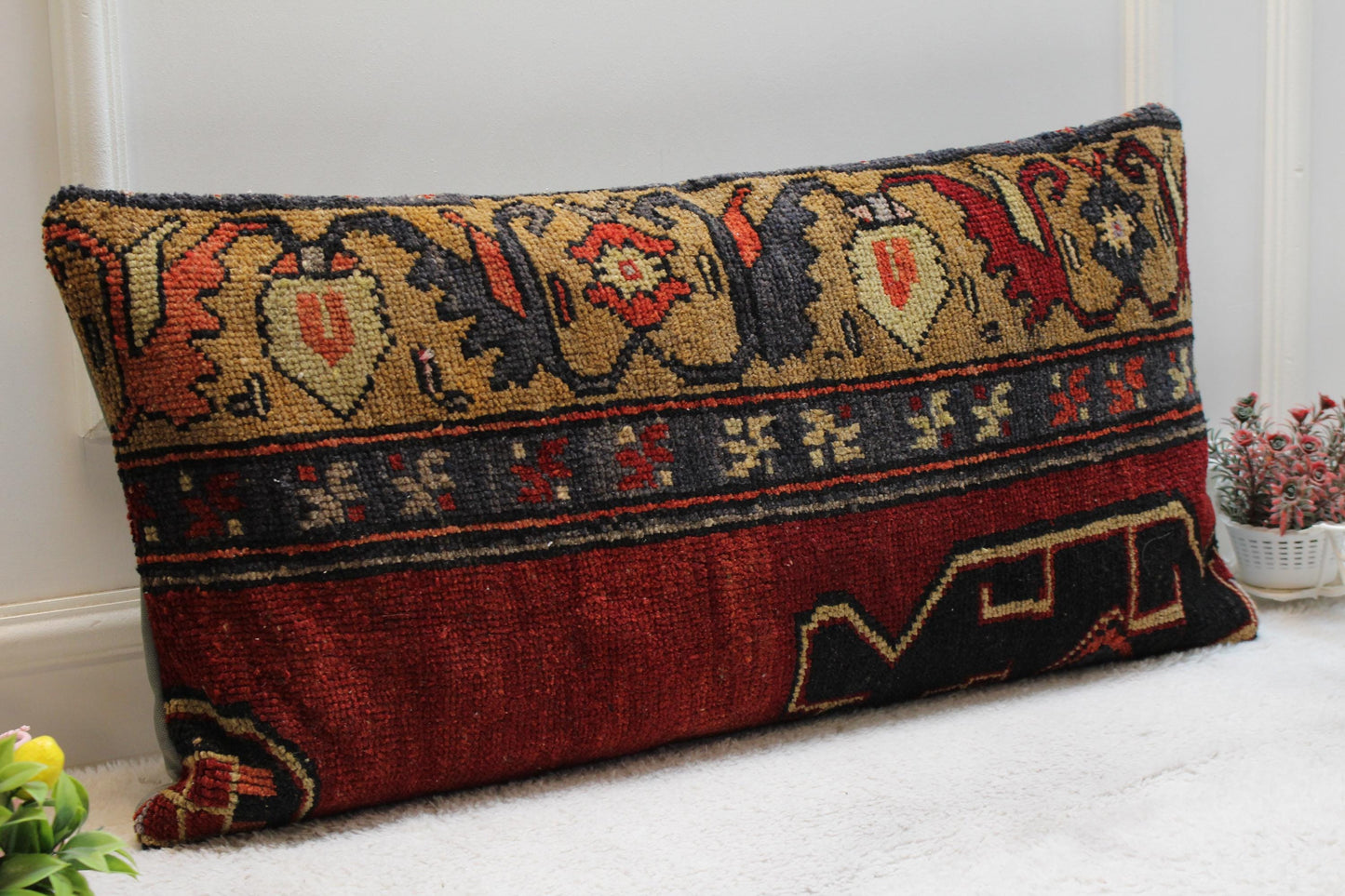 Handmade Turkish Rug Lumbar Pillow Cover: Vintage Woven Wool (16x32 in)