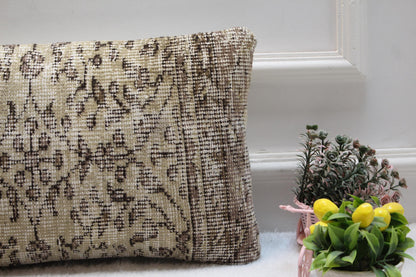 Vintage Turkish Rug Lumbar Pillow Cover: Bohemian Farmhouse Cushion (12x24)