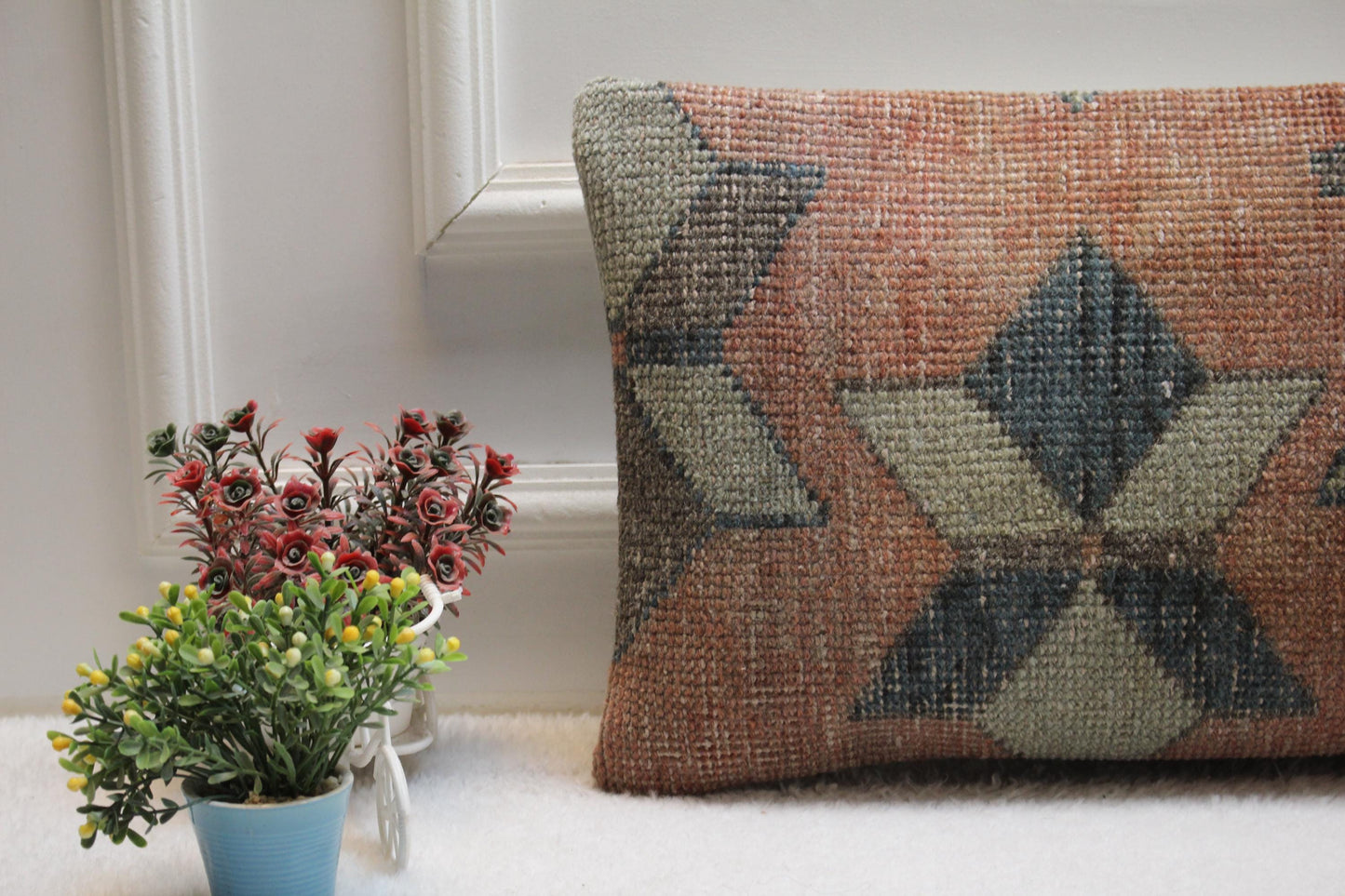 Handmade Kilim Lumbar Pillow Cover: Turkish Star Motif, 12x24 Boho Cushion