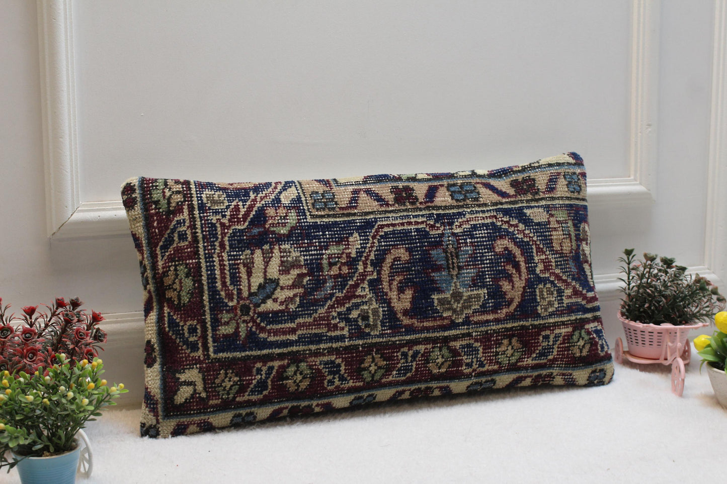 Floral Kilim Lumbar Pillow Cover: Vintage Turkish Rug, 12x24 inch