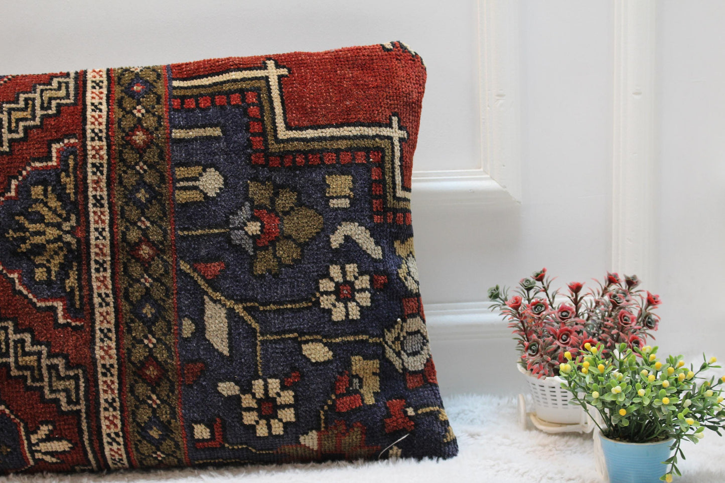 Handmade Turkish Rug Pillow Cover: Vintage Kilim Lumbar Pillow (16x32 in)