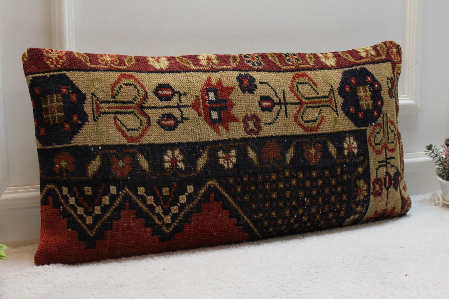 Handmade Wool Lumbar Pillow Cover: Turkish Rug Design (16x32 inch)