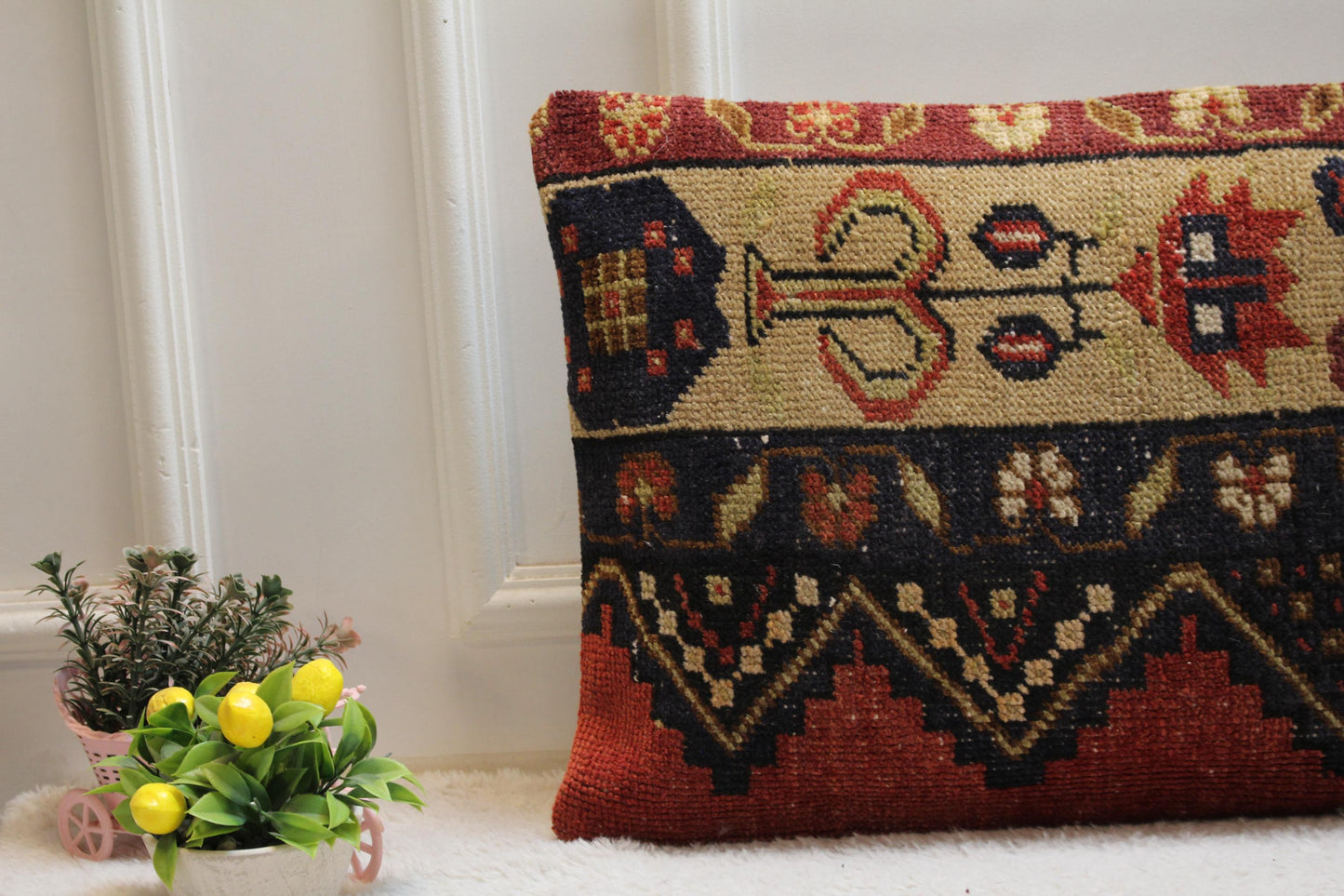 Handmade Wool Lumbar Pillow Cover: Turkish Rug Design (16x32 inch)