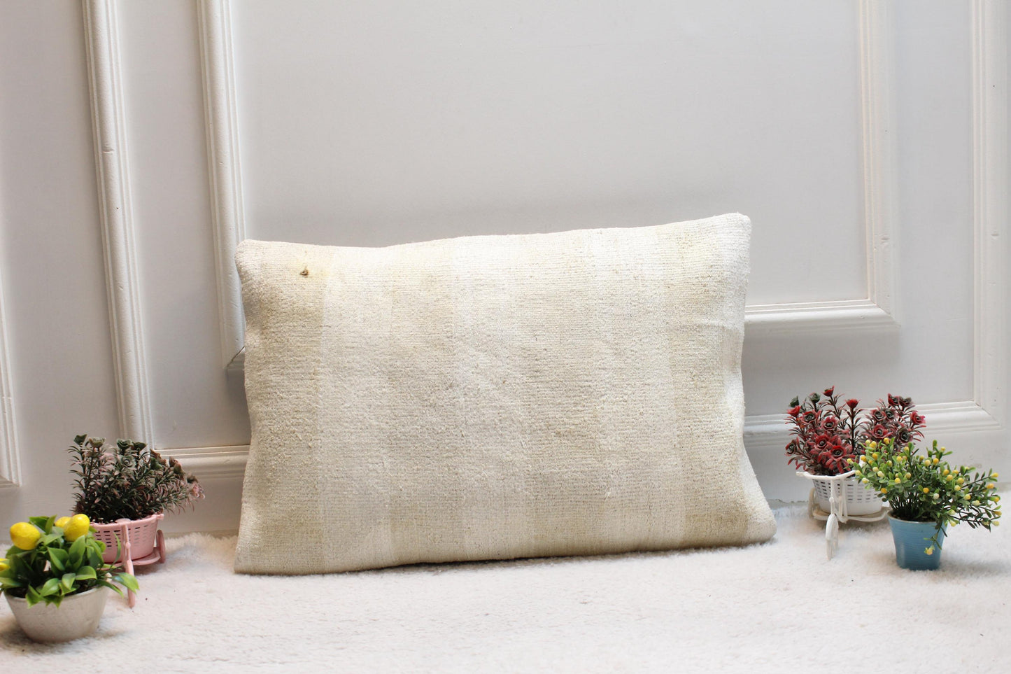 Handmade Kilim Pillow Cover: Upcycled Woven Rug, Beige Brown (16x24 inc)