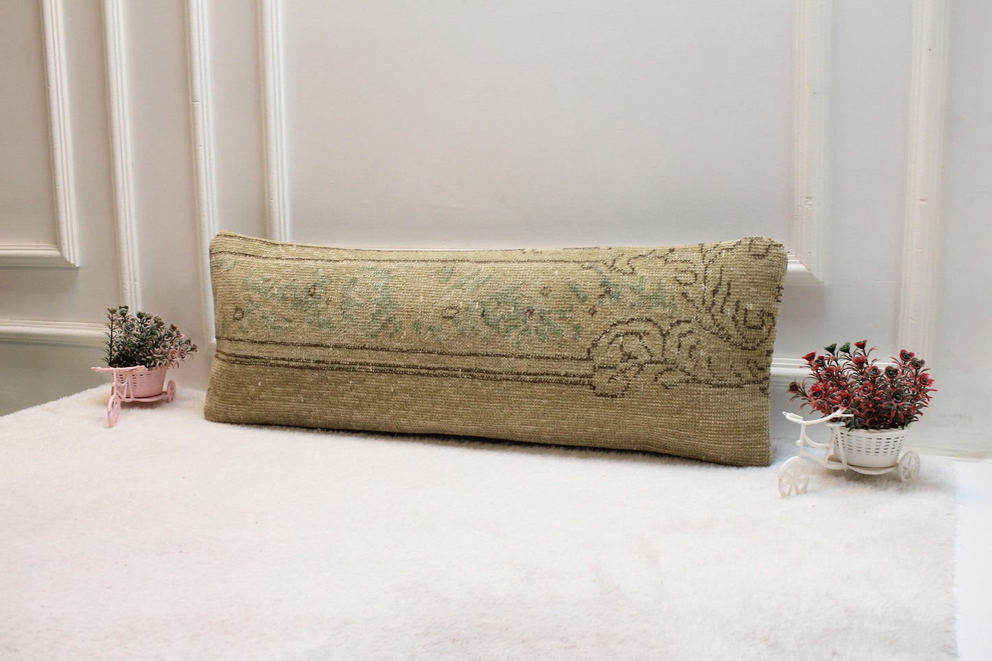 Handwoven Turkish Kilim Lumbar Pillow – Cream & Tan, Vintage Accent (12x36 inch)