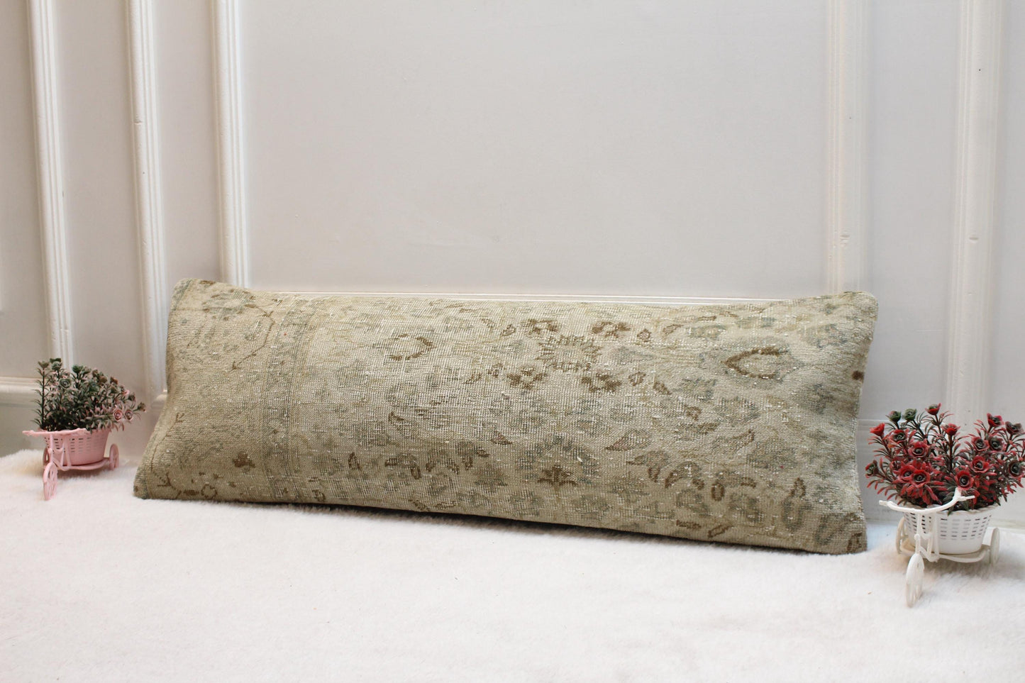 Vintage Turkish Rug Lumbar Pillow Cover: Southwestern Boho Cushion (12x36)