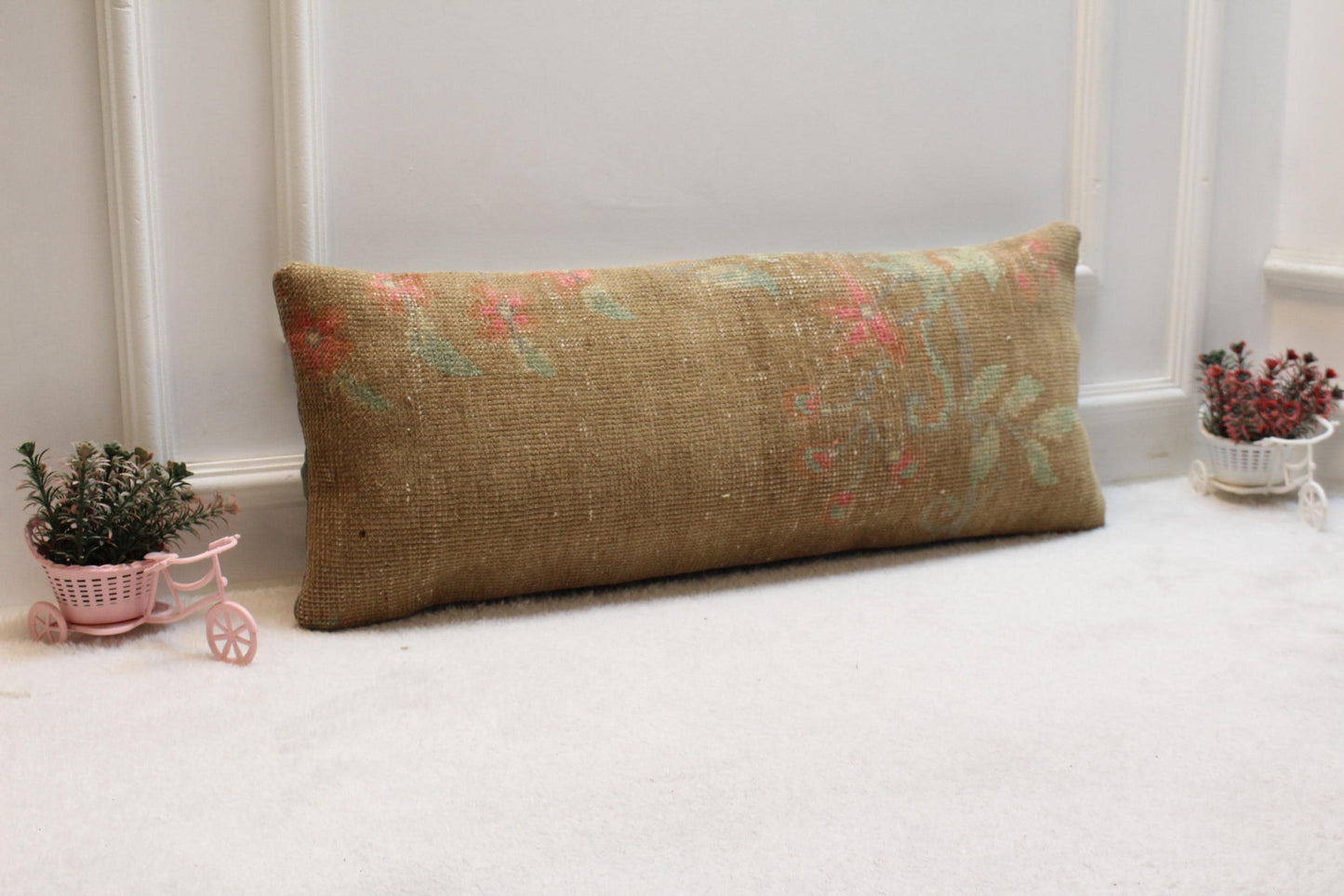 Vintage Turkish Rug Lumbar Pillow Cover: Handmade Kilim Pillow Case (12x36 in)