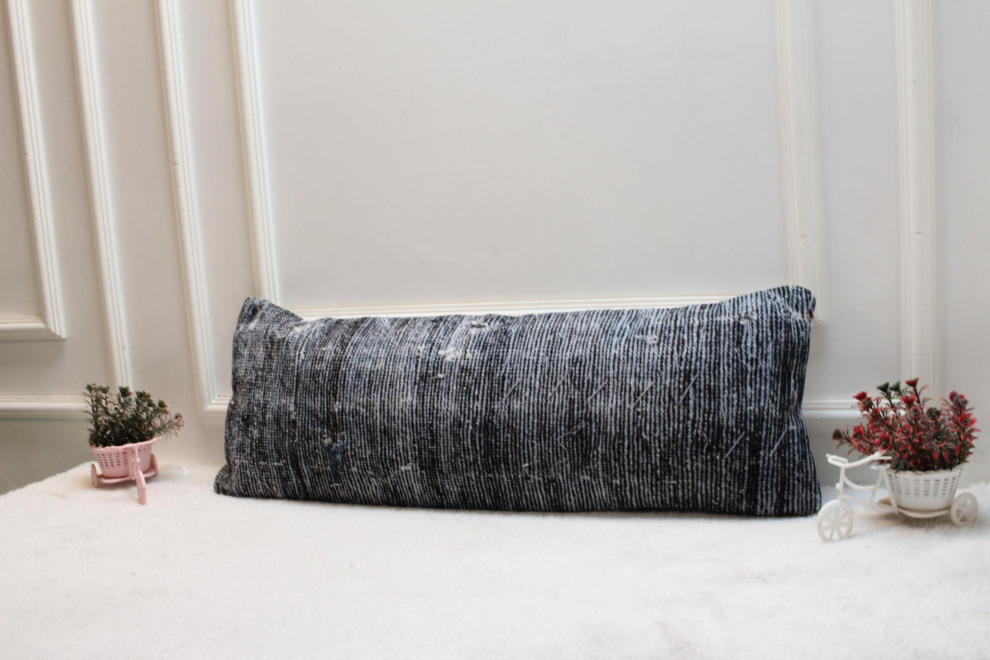 Handmade Turkish Kilim Lumbar Pillow Cover: Organic Wool, 12x36 inc