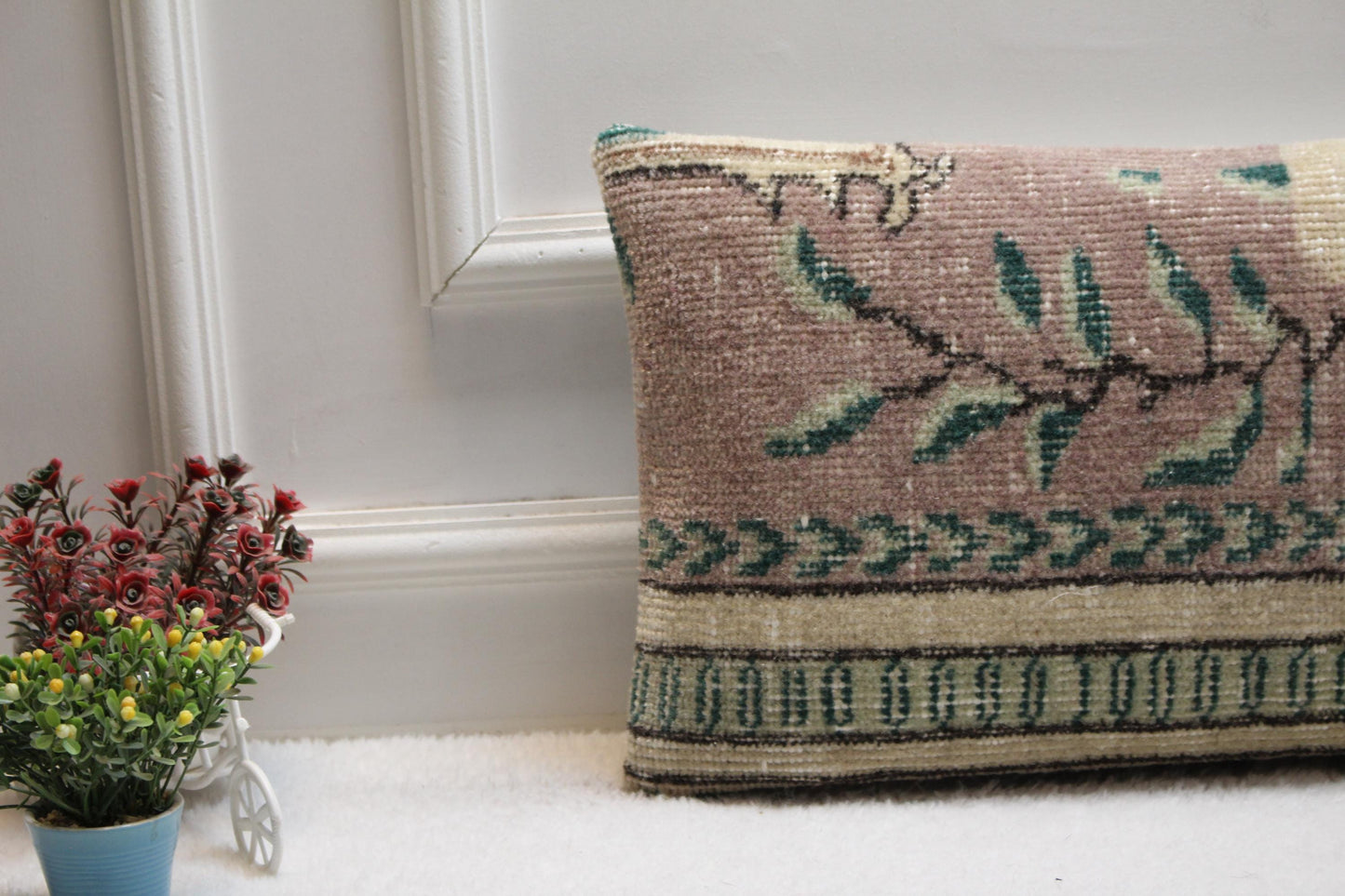 Turkish Kilim Lumbar Pillow: Vintage Floral Rug Cushion (12x24 inch)