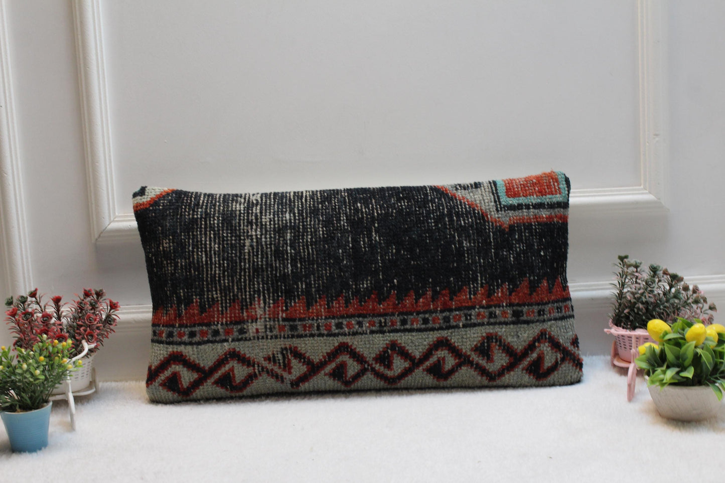 Handmade Kilim Lumbar Pillow Cover: Southwestern Tribal Rug, 12x24