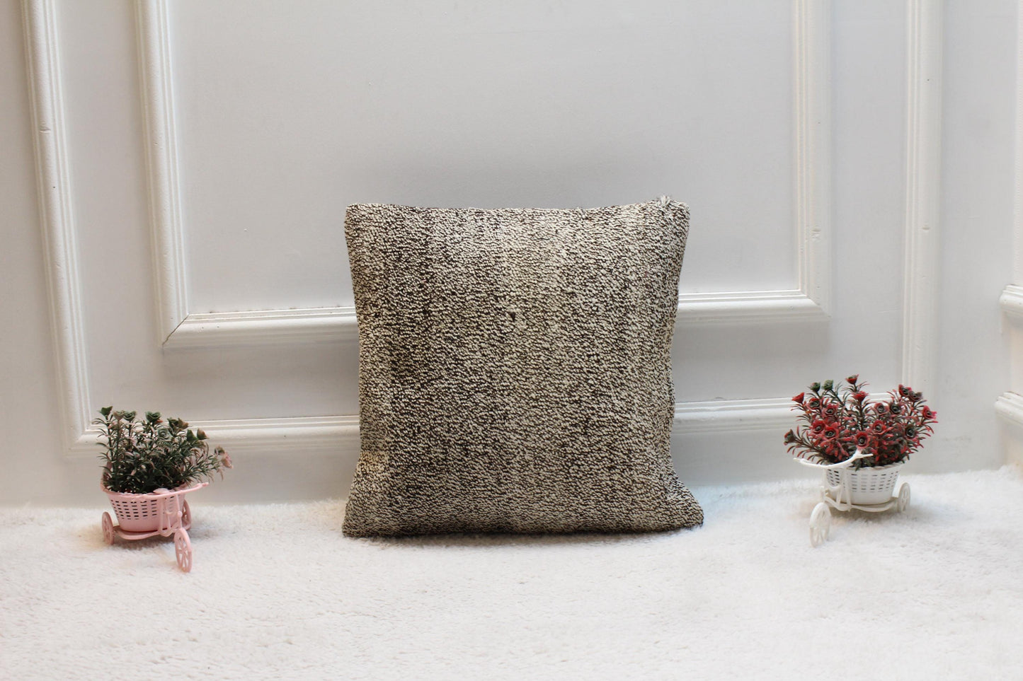 Handmade Gray Kilim Pillow Cover: Upcycled Woven Wool, 16x16 inch