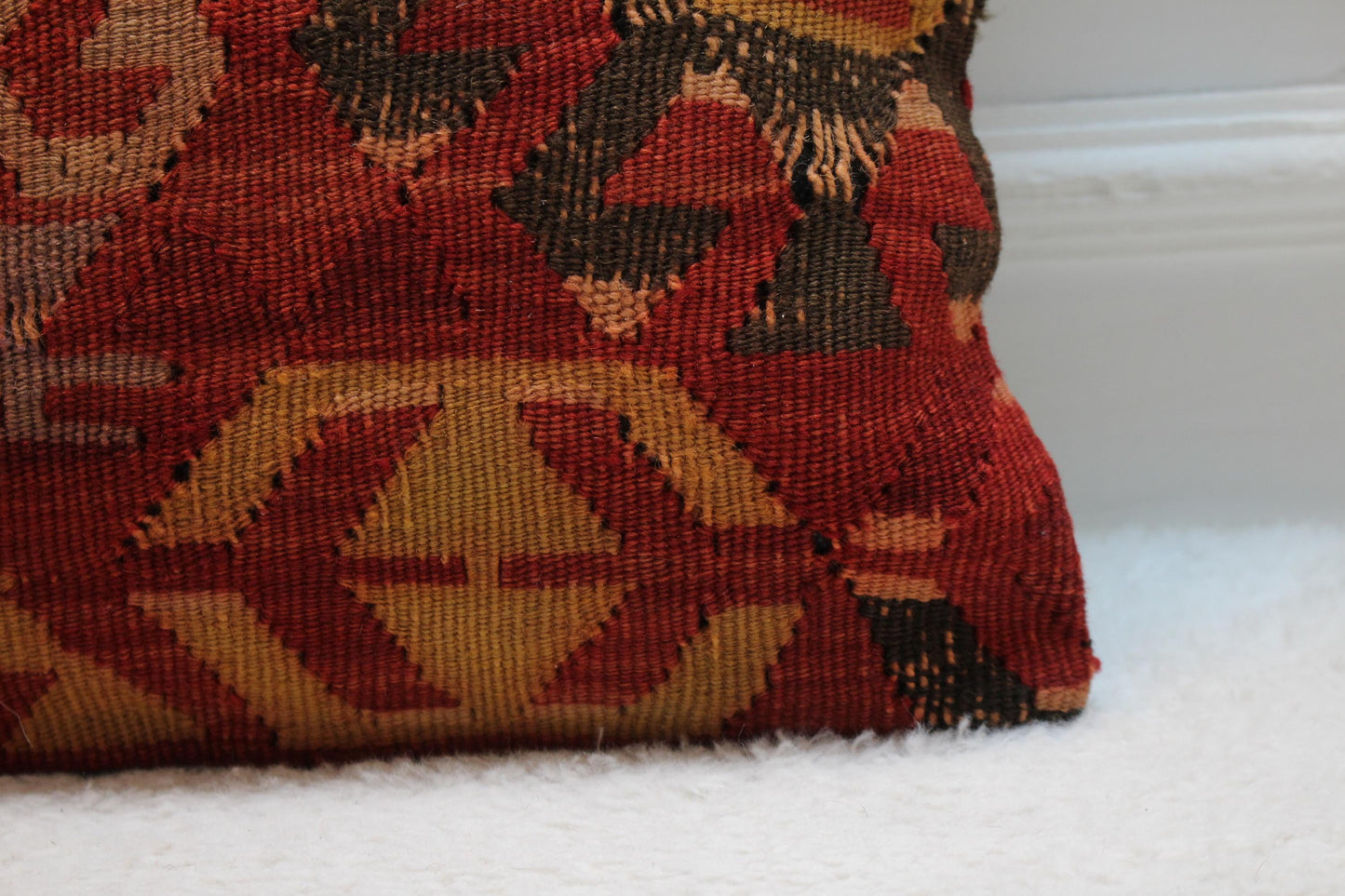 Handmade Kilim Pillow Cover: Organic Wool, Vintage Rug (16x16 in)