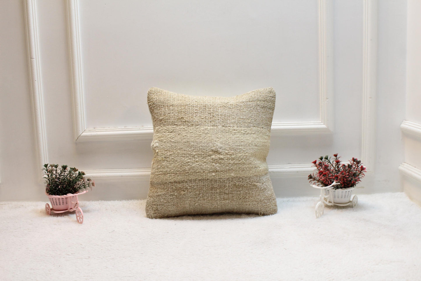 Handmade Beige Kilim Pillow Cover: Upcycled Woven Rug, 16x16 inch