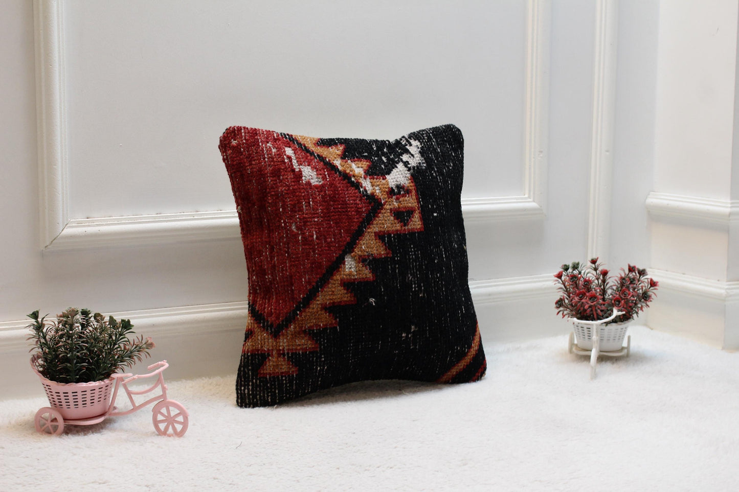 Handmade Turkish Kilim Pillow Cover: Red & Black Ethnic Design (16x16 in)