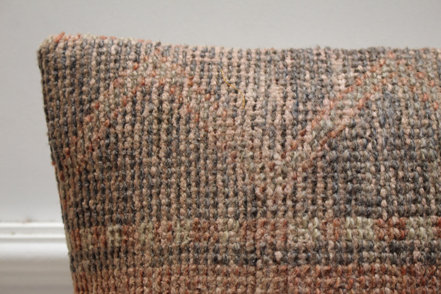 Handmade Vintage Turkish Kilim Pillow Cover: Organic Wool, 16x16 inch