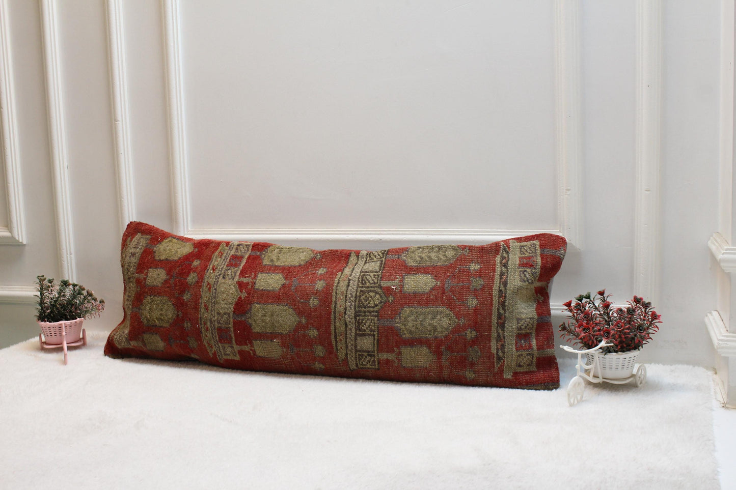 Vintage Turkish Rug Lumbar Pillow: Rustic Red & Beige Accent (12x36 inch)