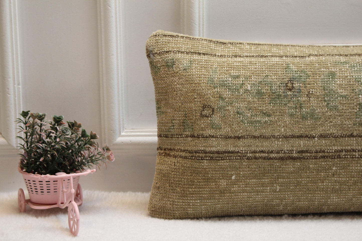 Handwoven Turkish Kilim Lumbar Pillow – Cream & Tan, Vintage Accent (12x36 inch)