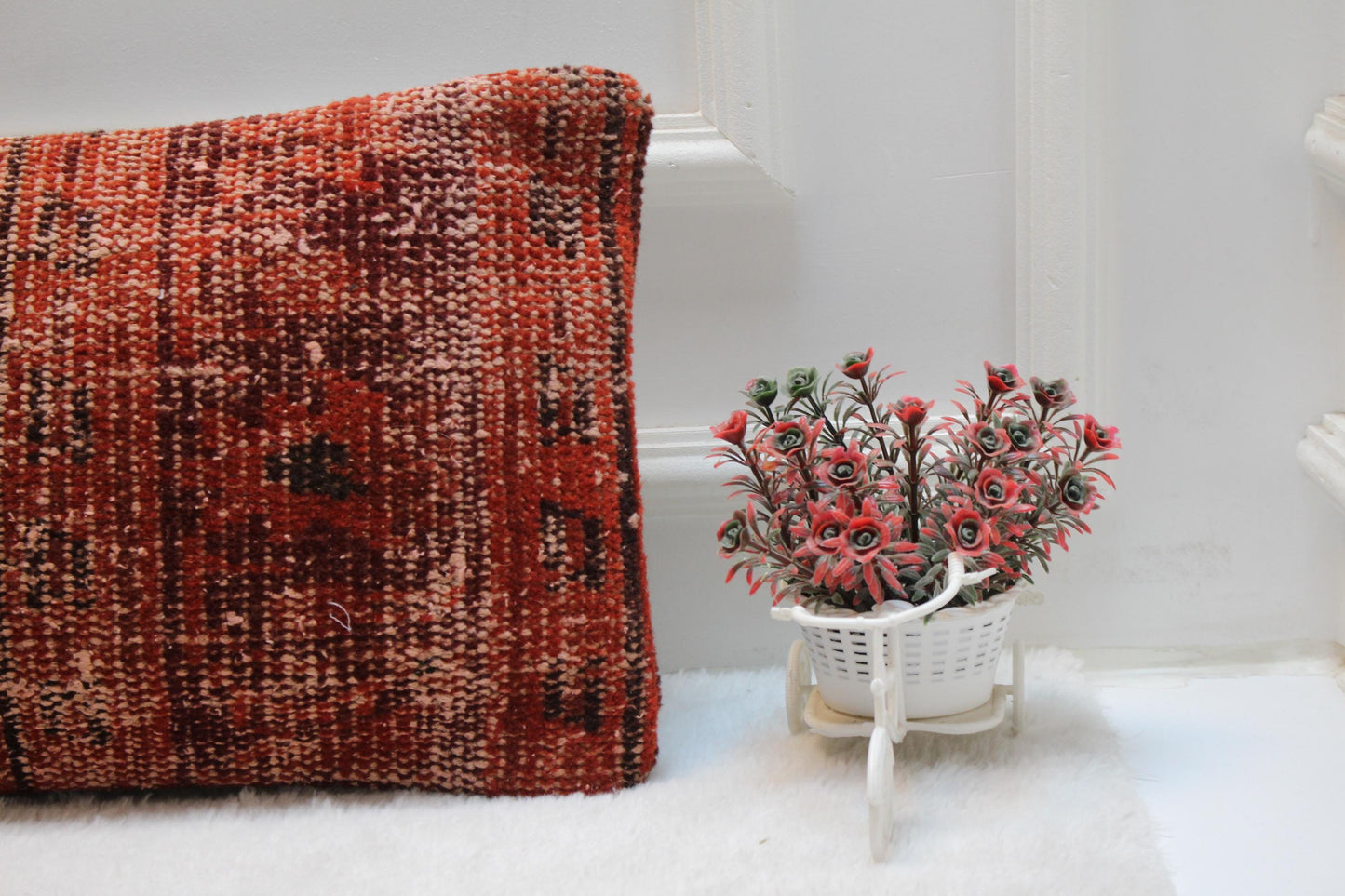 Handwoven Red Kilim Lumbar Pillow – Vintage Turkish Wool, 12x36