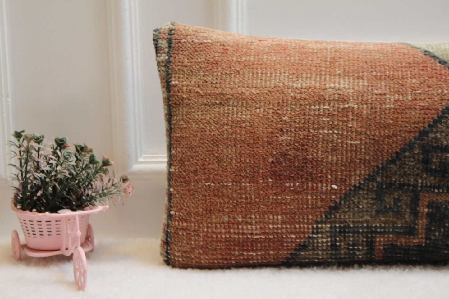 Southwestern Turkish Rug Lumbar Pillow Cover: Boho Tribal Print (12x36)
