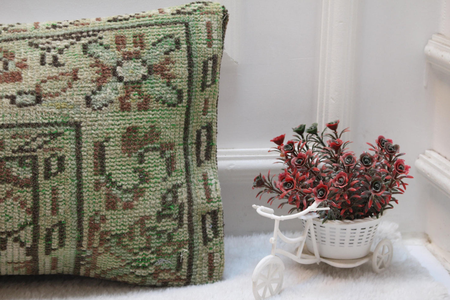 Green Vintage Turkish Rug Lumbar Pillow Cover 12x36