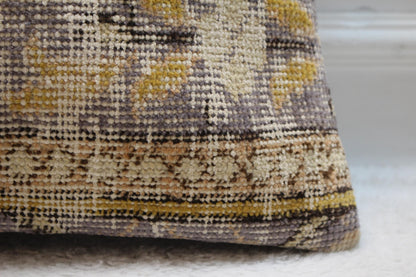 Handmade Turkish Rug Pillow Cover: Floral Kilim Pillow Case (16x16 in)