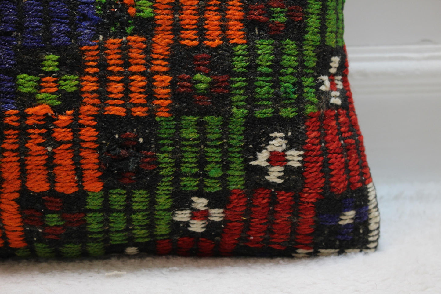 Square Kilim Pillow Cover: Vintage Turkish Wool, 16x16 inch