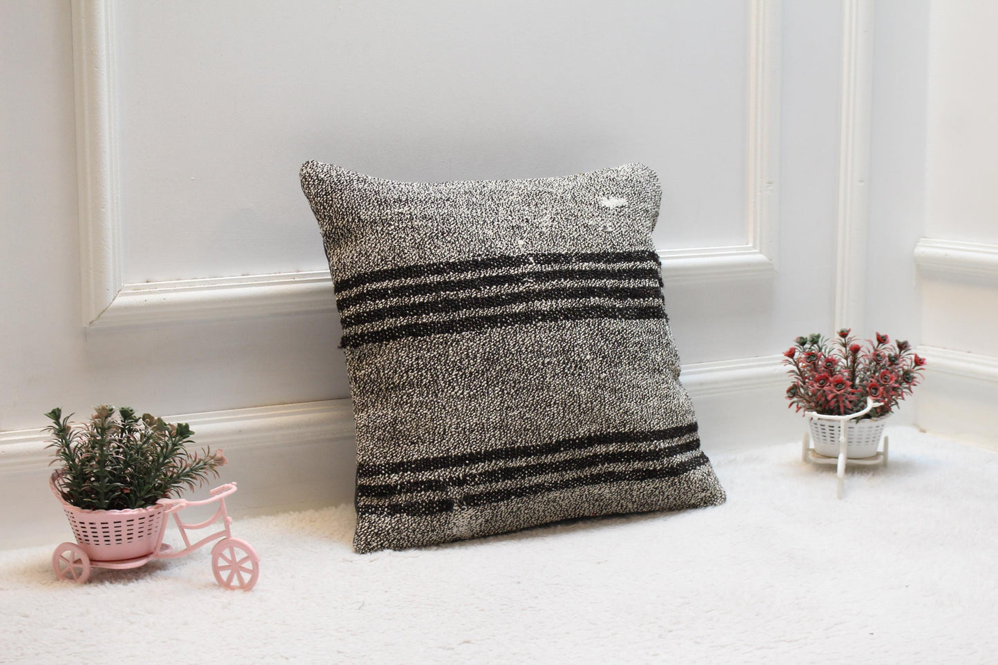 Striped Kilim Pillow Cover: Vintage Organic Wool Throw Pillow (16x16 in)