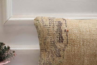 Handmade Beige Turkish Rug Pillow Cover: Boho Lumbar Pillow (12x20 in)