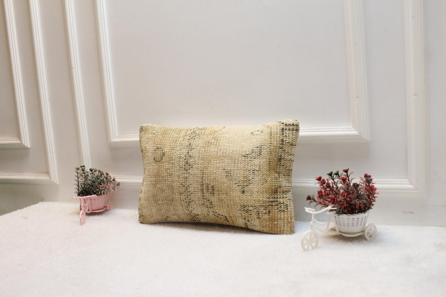 Handmade Kilim Lumbar Pillow Cover: Upcycled Wool Rug, 12x20 inch