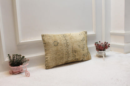 Handmade Kilim Lumbar Pillow Cover: Upcycled Wool Rug, 12x20 inch