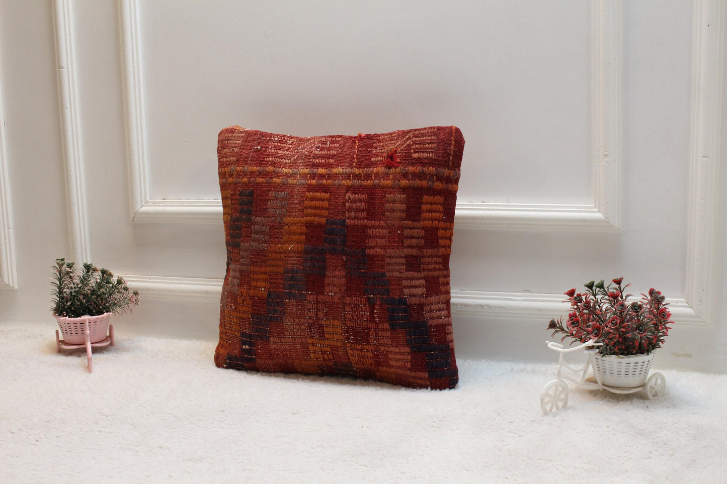 Geometric Kilim Pillow Cover: Handmade Upcycled Woven Rug, 16x16 inch