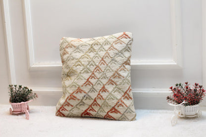 Geometric Kilim Pillow Cover: Handmade Boho Wool, 16x16 inch