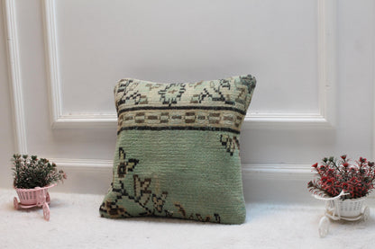 Handmade Green Turkish Pillow Cover: Vintage Kilim Rug, 16x16 inc