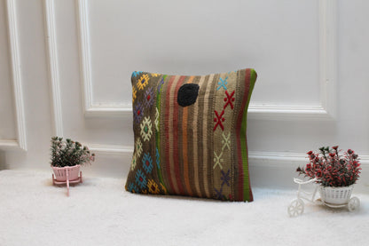Handmade Geometric Kilim Pillow Cover: Upcycled Anatolian Wool (16x16 in)