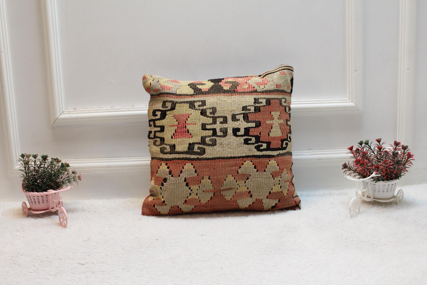 Vintage Kilim Pillow Cover: 16x16 Inch Handmade Wool Throw Cushion