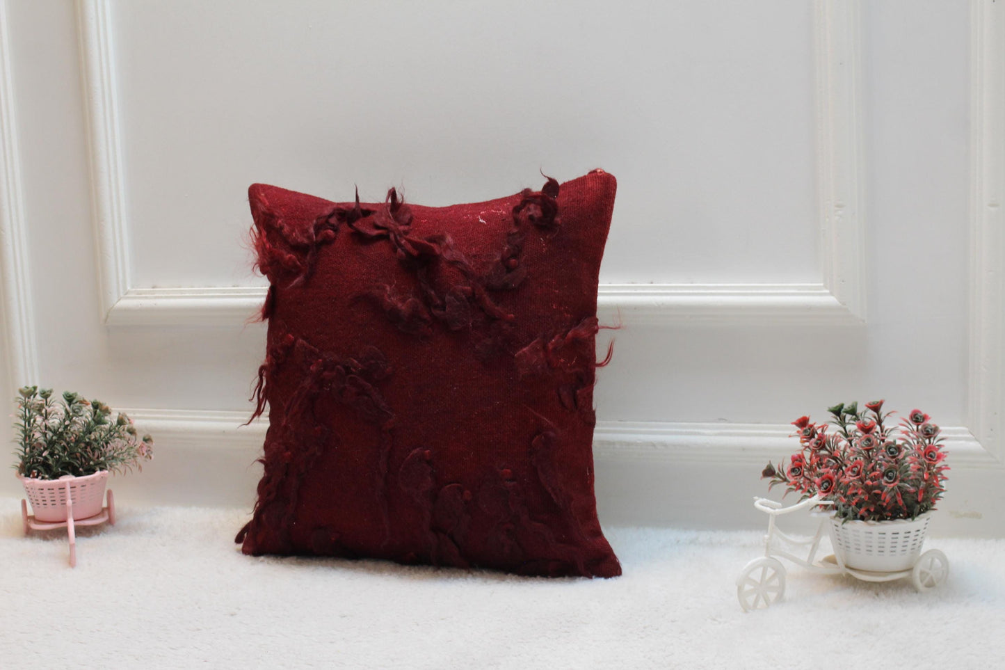 Handmade Turkish Rug Pillow Cover: Upcycled Wool, Bohemian Decor (16x16 in)