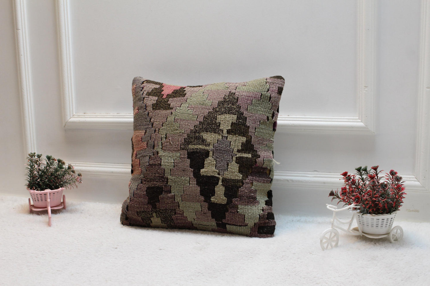 Vintage Turkish Rug Pillow: 16x16 Pink Wool Kilim Pillow Cover