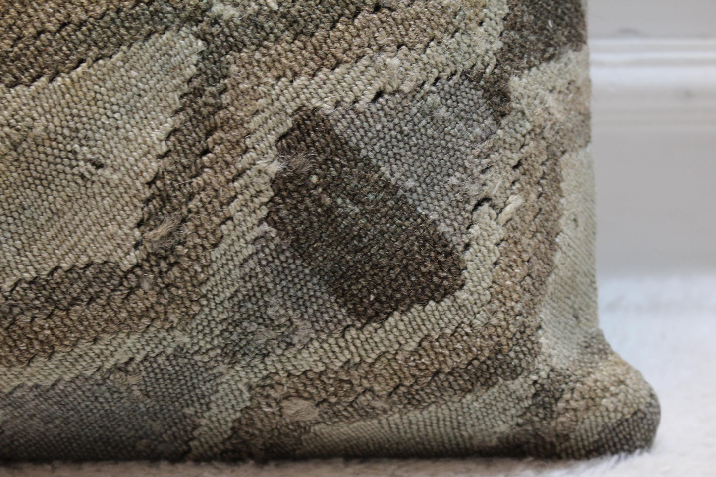 Vintage Turkish Kilim Pillow Cover: Upcycled Woven Wool, 16x16 inch