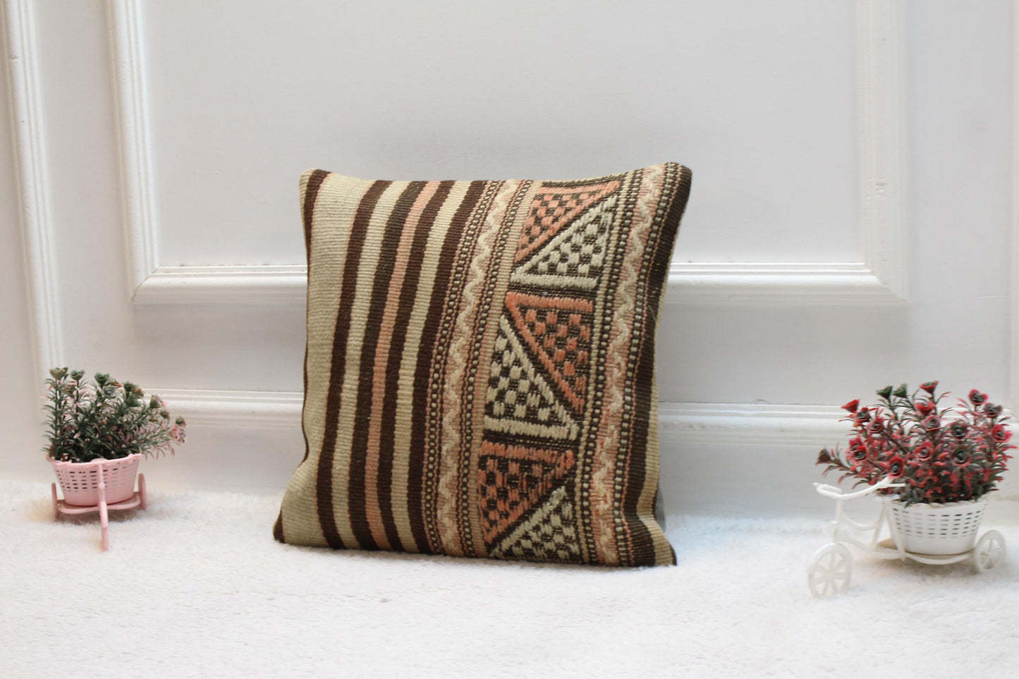 Vintage Kilim Pillow Cover: 16x16 Organic Wool Throw Pillow
