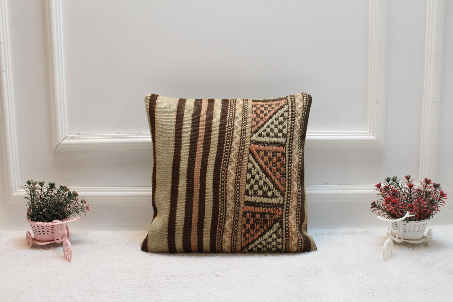 Vintage Kilim Pillow Cover: 16x16 Organic Wool Throw Pillow