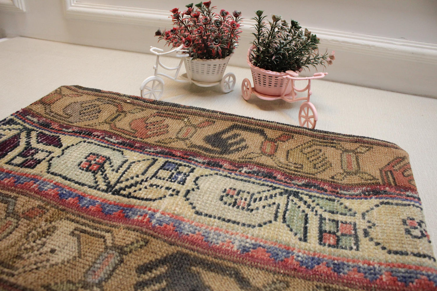 Handmade Kilim Pillow Cover: Earthy Boho Decor, 16x24 inch