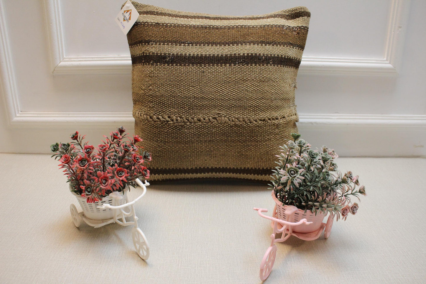 Handmade Kilim Pillow Cover: Beige & Cream Turkish Rug, 16x16 inc